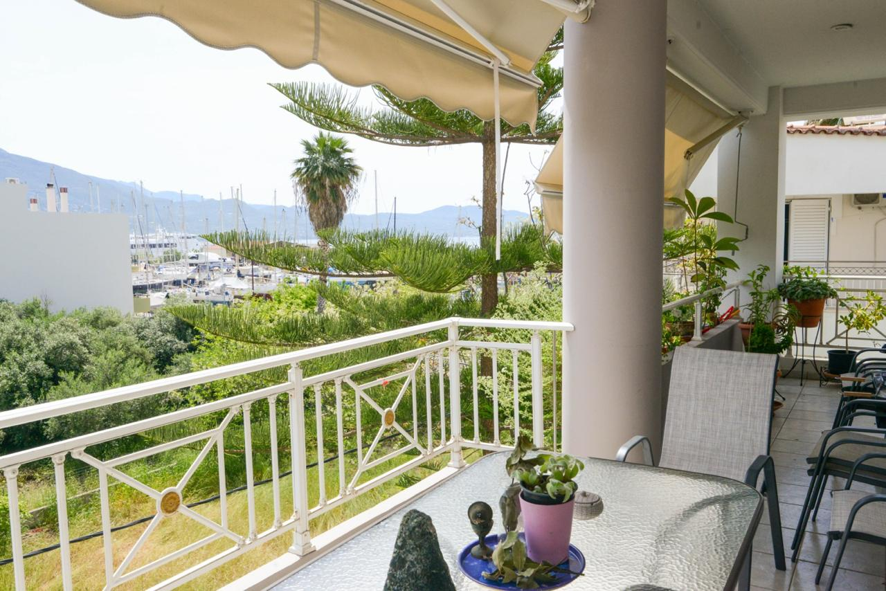Terrace with marina view and dining table